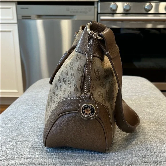 Dooney & Bourke Brown and Tan Shoulder Bag - Picture 4 of 8
